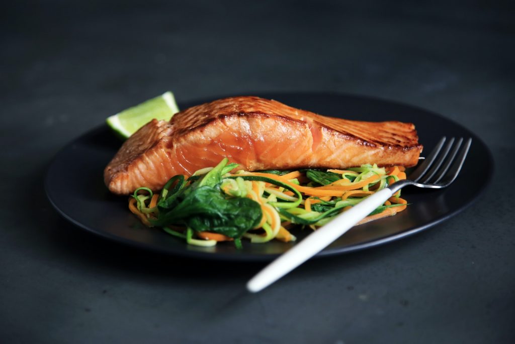 Salmon with vegetables